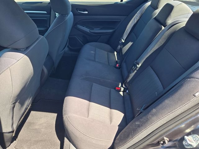 Used 2022 Nissan Altima 2.5 SV FWD image 9