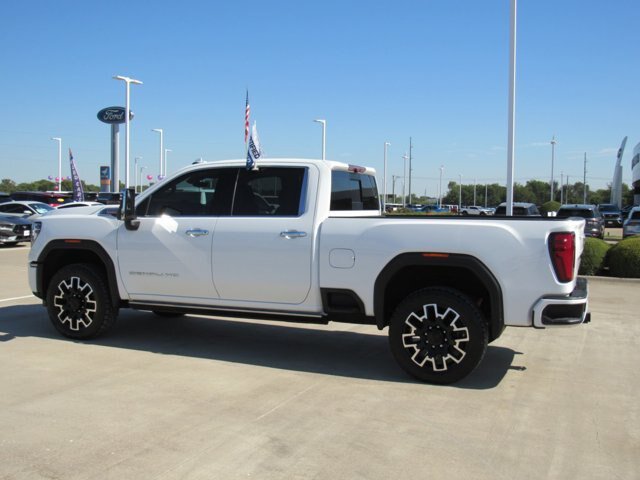 Used 2024 GMC Sierra 2500 Denali w/ Denali Reserve Package AWD/4WD image 5