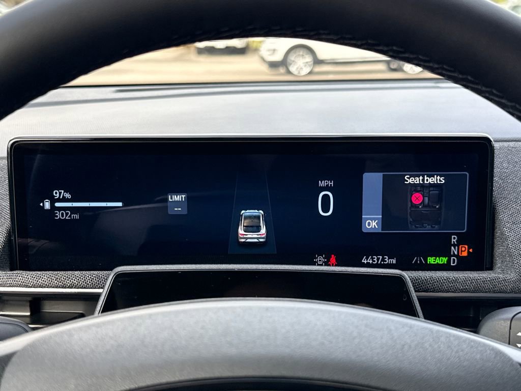 Certified 2025 Ford Mustang Mach-E Premium image 17