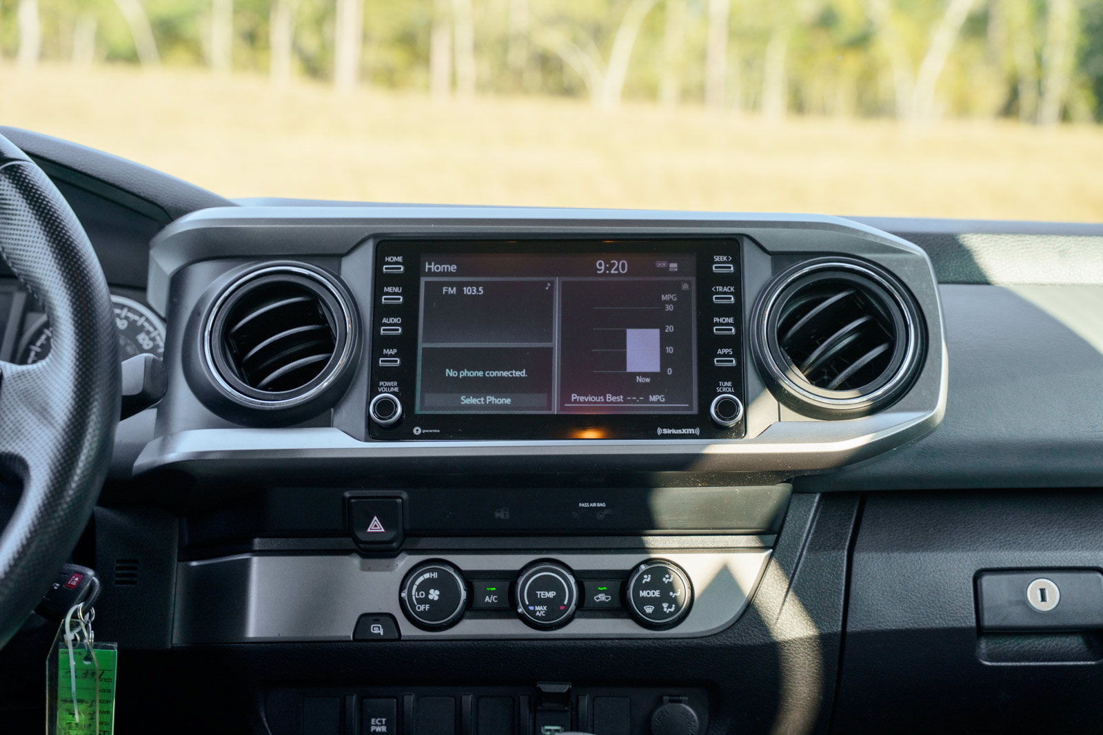 Used 2022 Toyota Tacoma SR5 RWD image 33