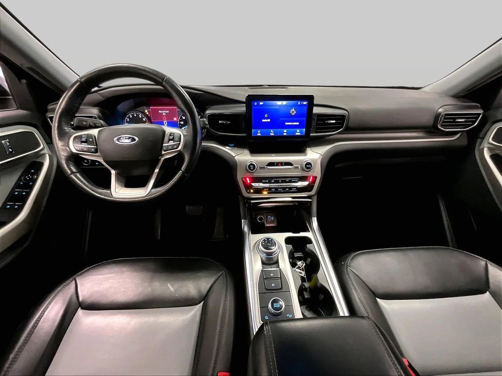 Certified 2023 Ford Explorer XLT w/ Equipment Group 202A image 14