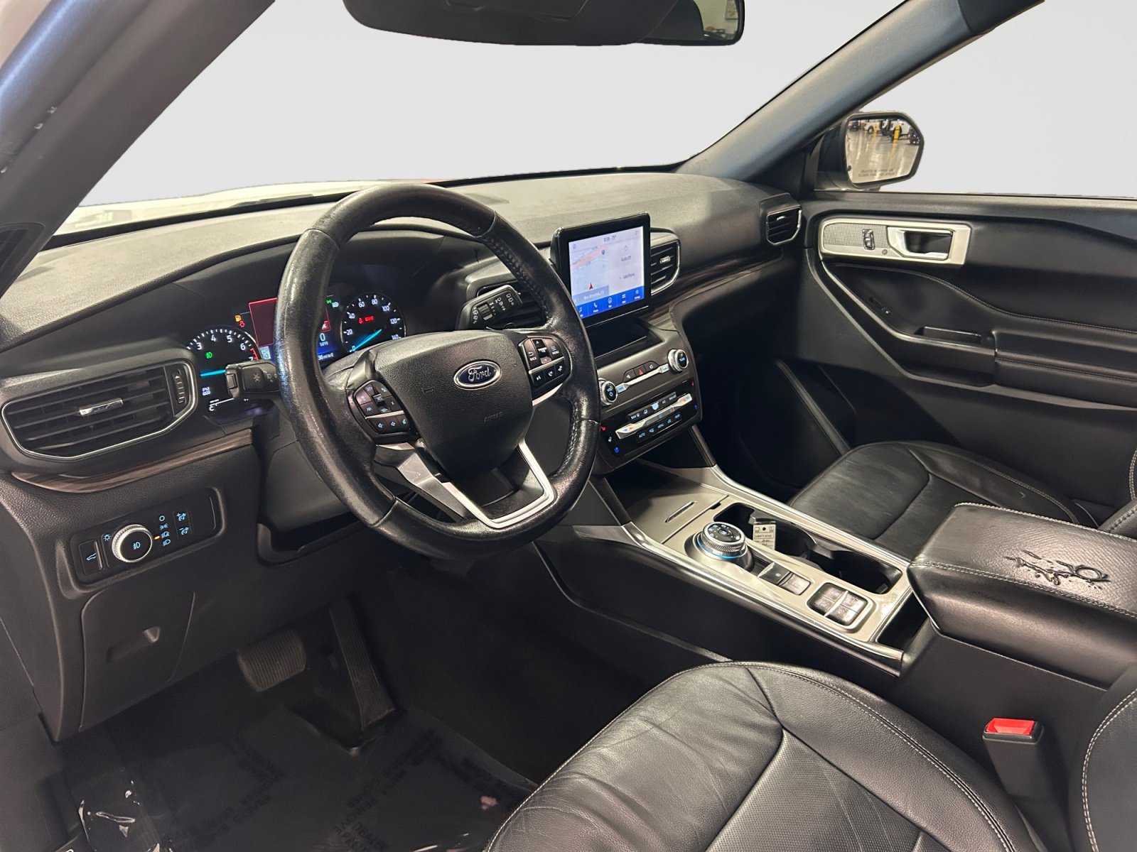 Certified 2020 Ford Explorer Limited RWD image 13