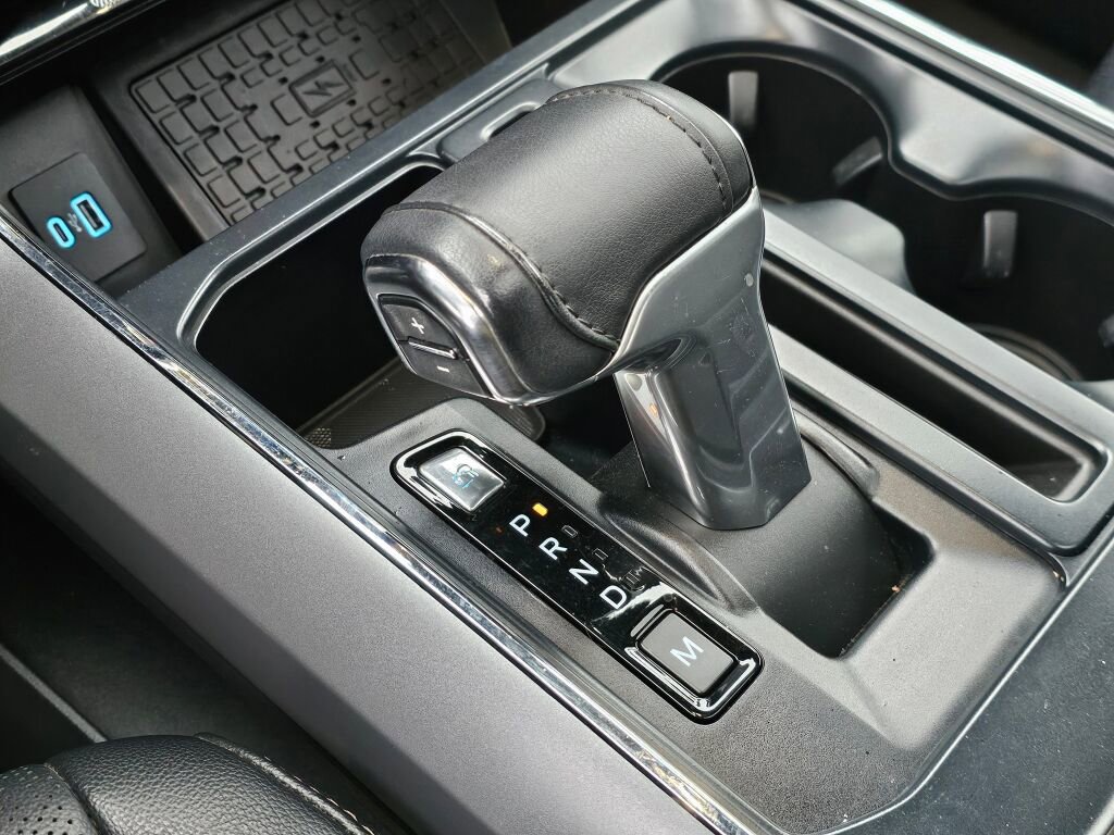 Certified 2024 Ford F150 Lariat w/ Mobile Office Package image 31