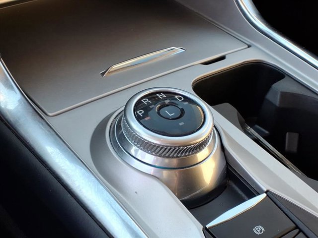 Certified 2022 Ford Explorer XLT w/ Equipment Group 202A image 13