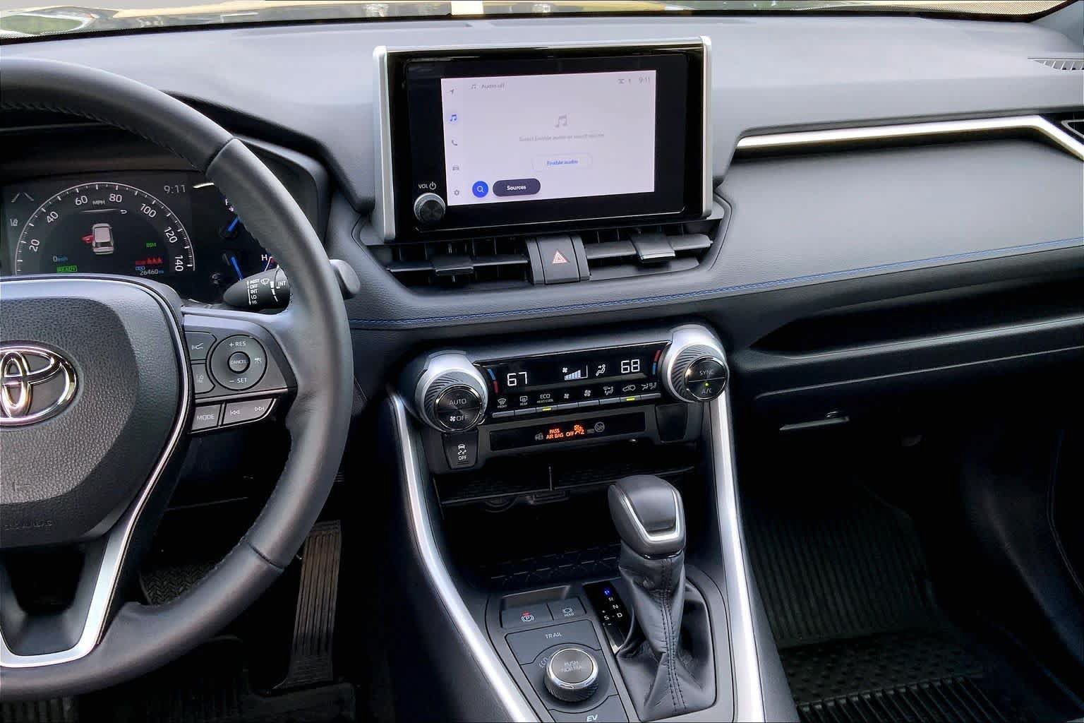 Used 2023 Toyota RAV4 SE AWD/4WD image 7