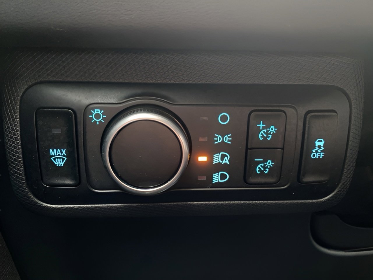 Certified 2023 Ford Mustang Mach-E Select w/ Comfort Package Lite image 17