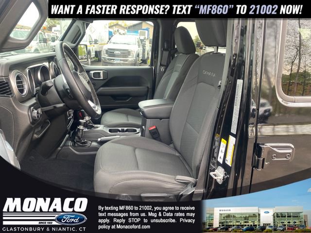 Used 2019 Jeep Wrangler Unlimited Sahara AWD/4WD image 15