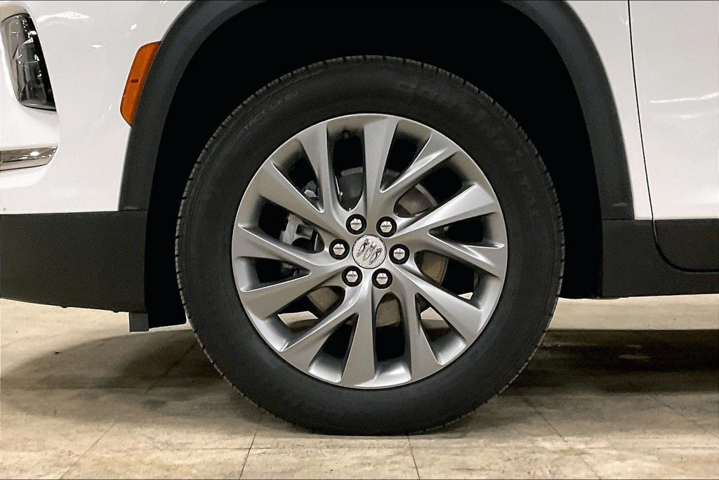 Used 2026 Buick Enclave Preferred AWD/4WD image 9
