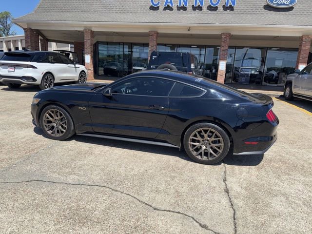 Certified 2017 Ford Mustang GT Premium RWD image 3