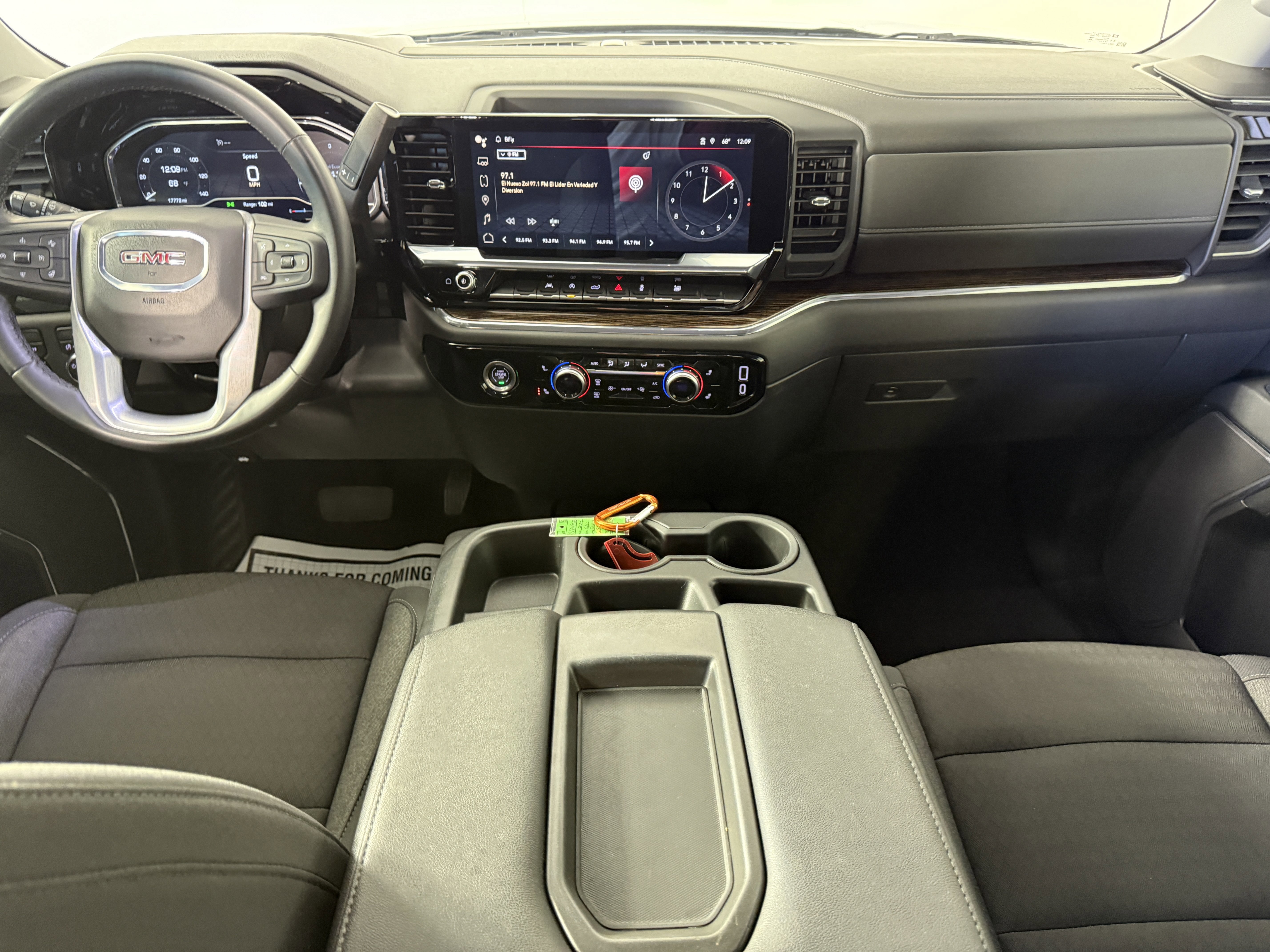 Used 2024 GMC Sierra 1500 Elevation image 11