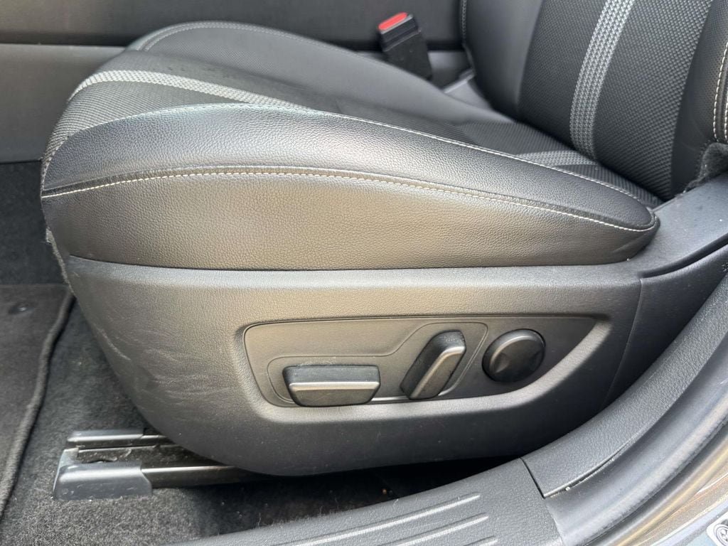 Used 2025 MAZDA CX-50 AWD 2.5 S w/ Preferred Package image 20
