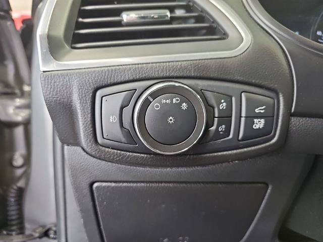 Certified 2022 Ford Edge Titanium AWD/4WD image 24