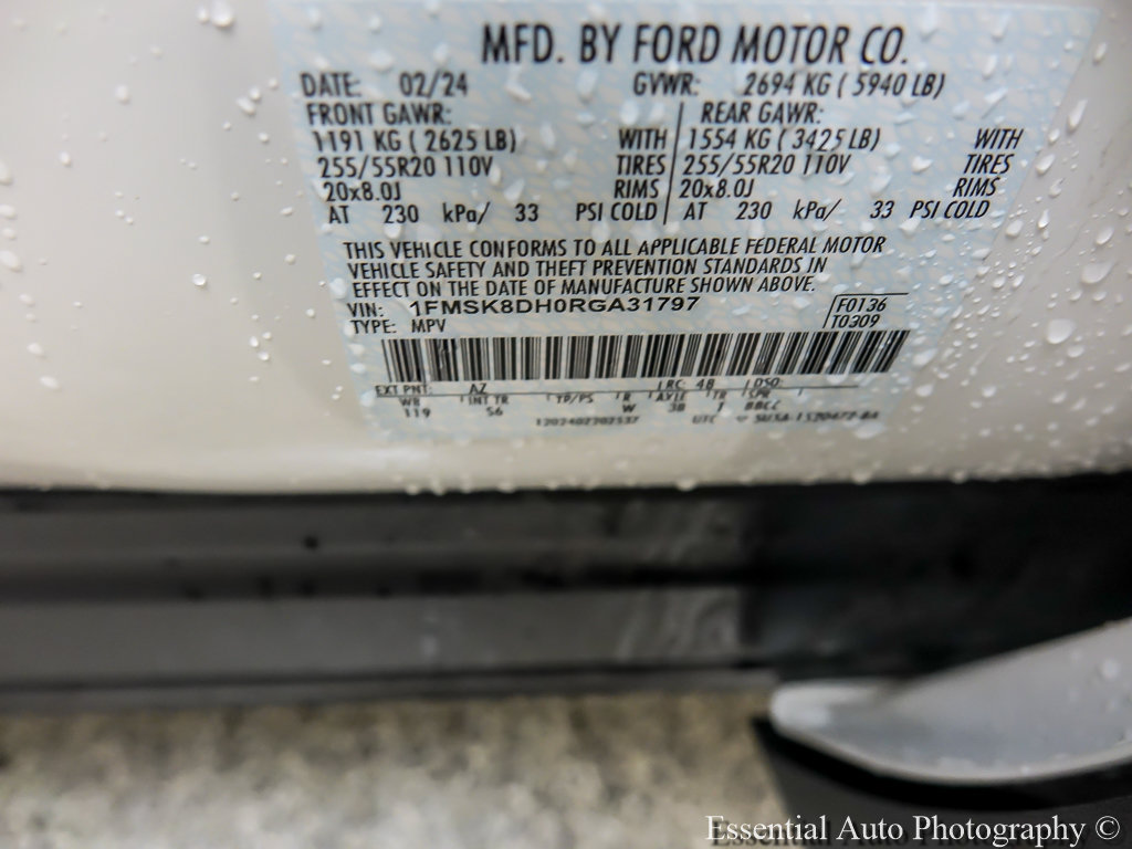Certified 2024 Ford Explorer XLT w/ Equipment Group 202A AWD/4WD image 29