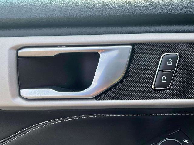 Certified 2022 Ford Explorer XLT w/ Class IV Trailer Tow Package image 22