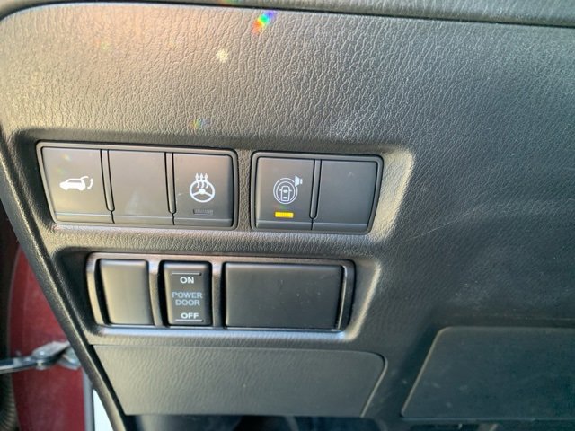 Used 2022 Nissan Armada Platinum w/ Captain's Chairs Package image 16