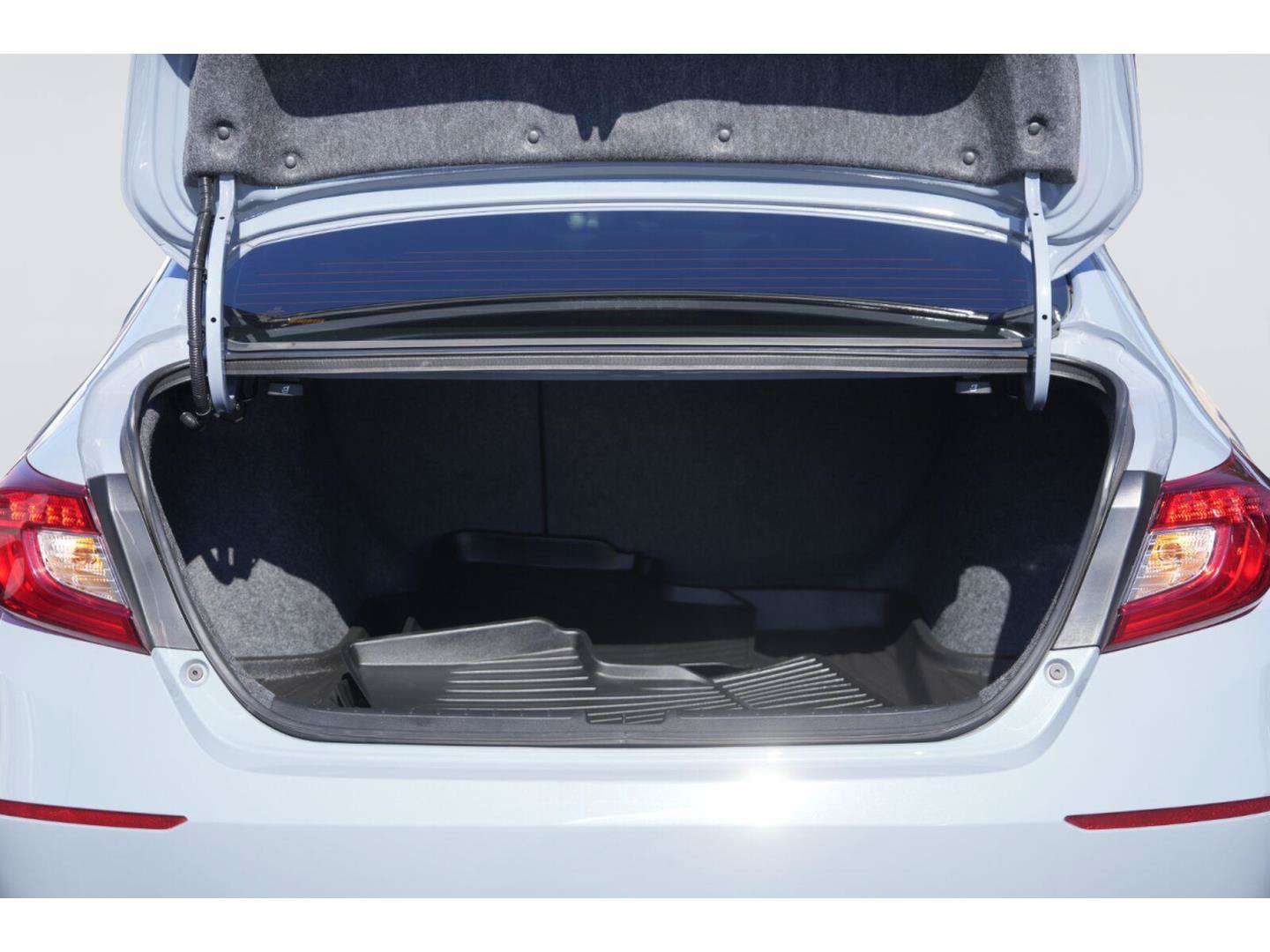 Used 2022 Honda Accord Sport image 31