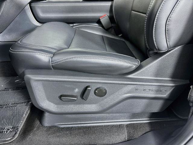 Certified 2025 Ford Expedition Max Platinum w/ Driver's Package AWD/4WD image 20