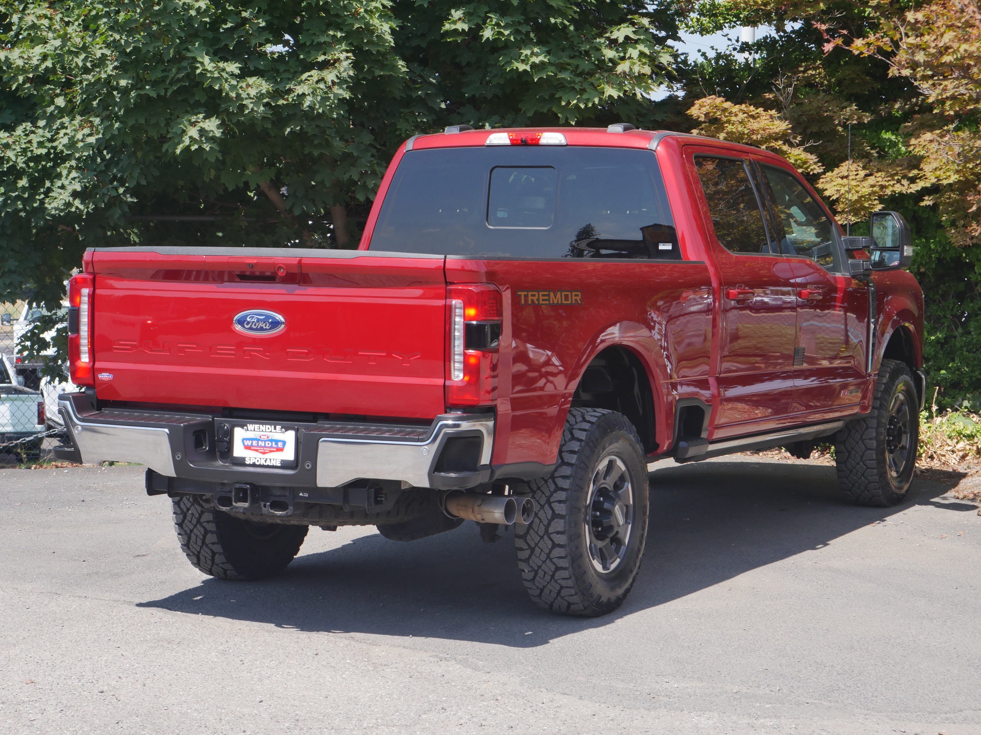 Certified 2024 Ford F250 Lariat w/ Lariat Ultimate Package AWD/4WD image 31