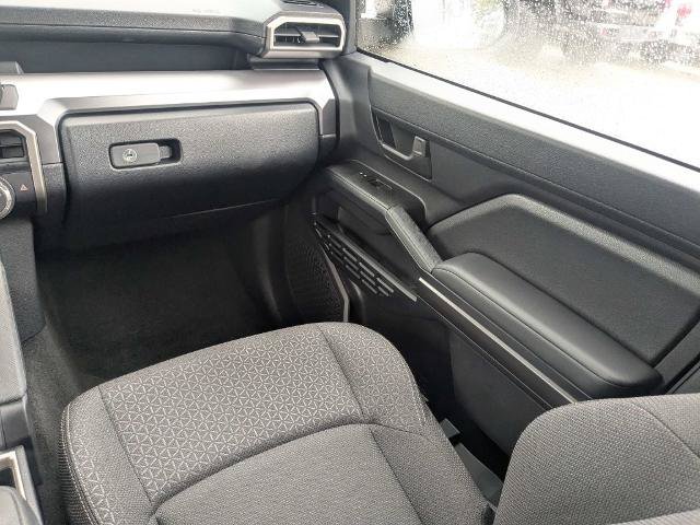 Used 2026 Toyota 4Runner SR5 AWD/4WD image 17