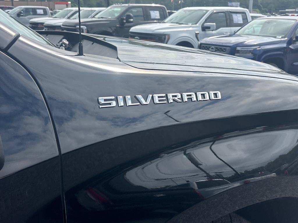 Used 2024 Chevrolet Silverado 1500 Custom AWD/4WD image 11