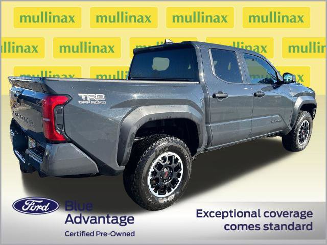 Used 2024 Toyota Tacoma TRD Off-Road AWD/4WD image 3
