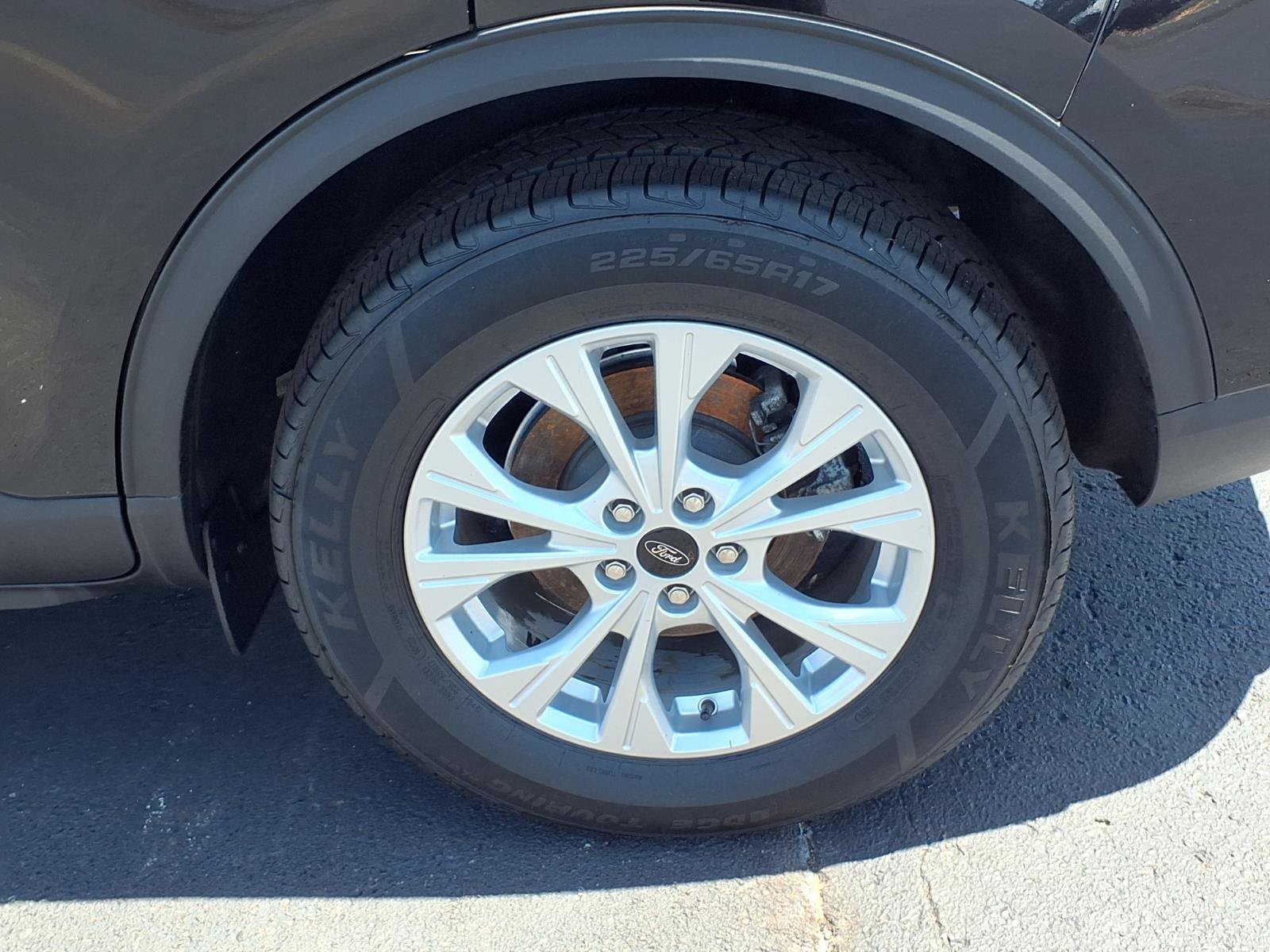 Certified 2023 Ford Escape Active AWD/4WD image 29