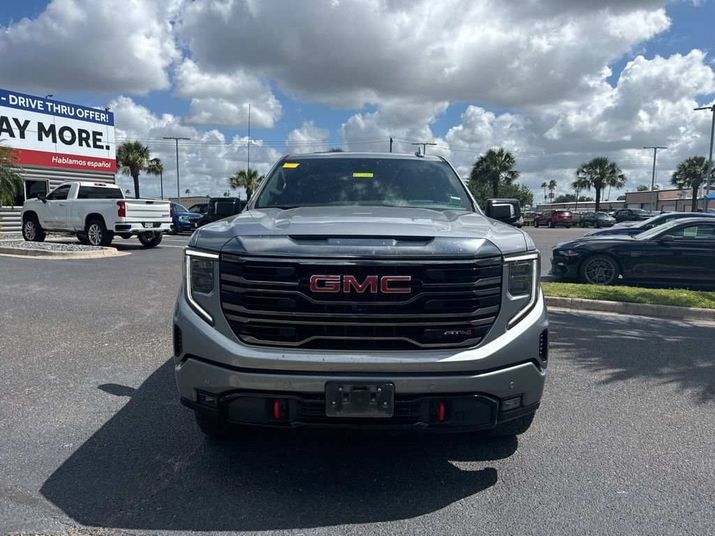 Used 2024 GMC Sierra 1500 AT4 w/ Technology Package AWD/4WD image 8