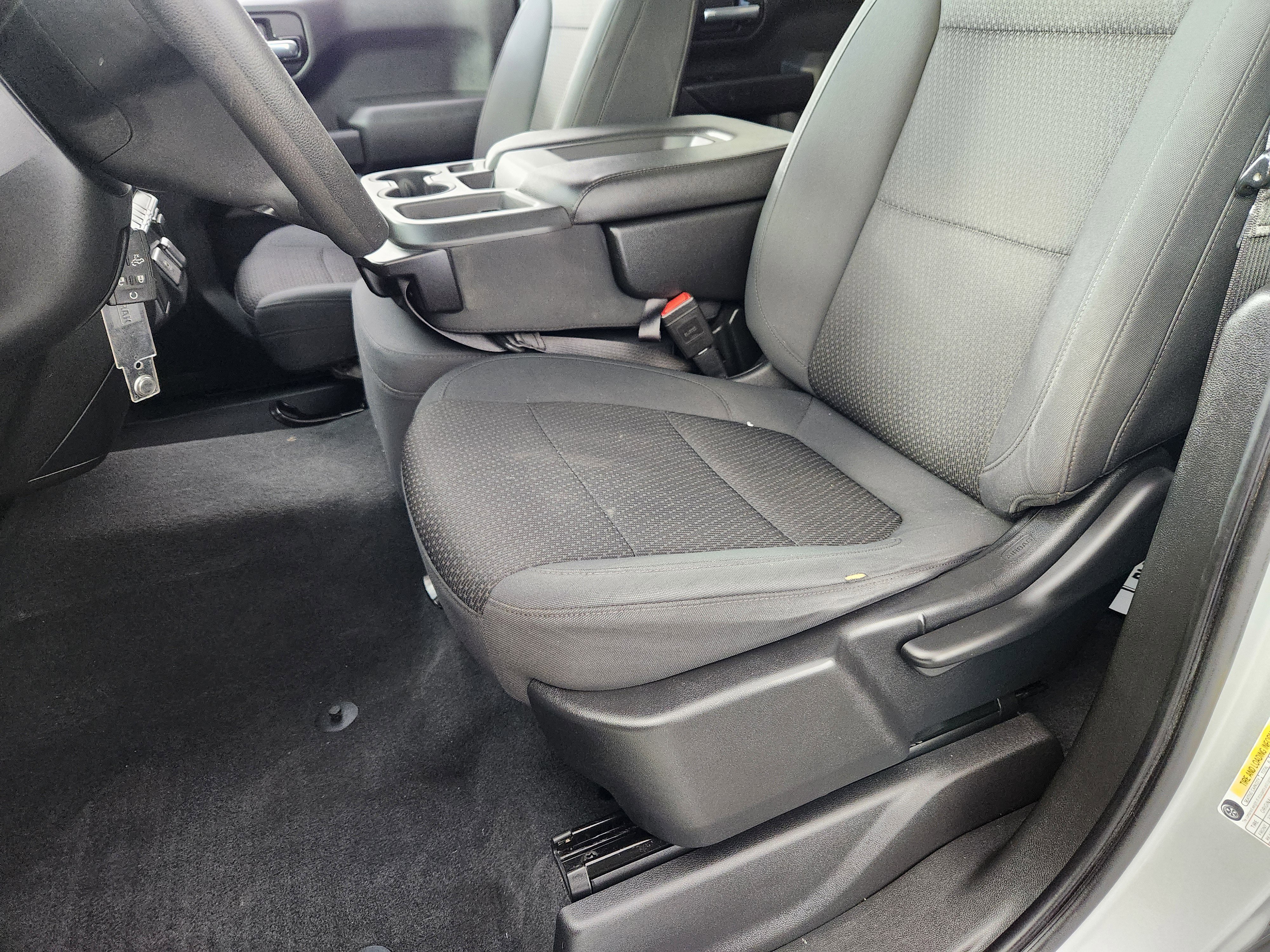 Used 2020 Chevrolet Silverado 1500 Custom w/ Custom Value Package image 13