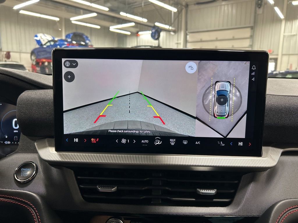 Certified 2025 Ford Explorer ST-Line w/ ST-Line Street Pack image 19