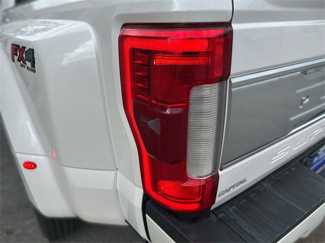 Certified 2017 Ford F450 Platinum w/ Platinum Ultimate Package image 25