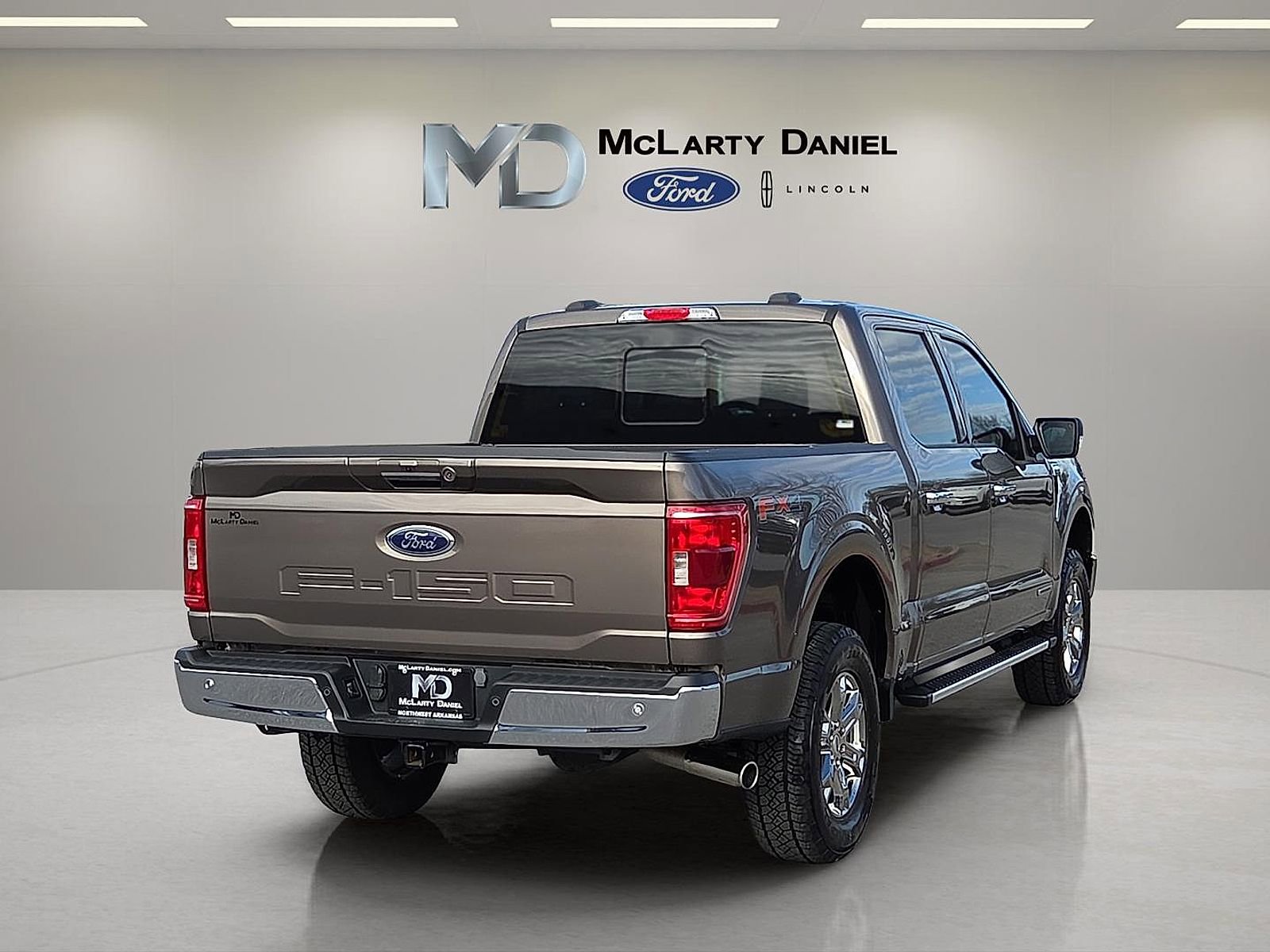 Certified 2023 Ford F150 XLT w/ Equipment Group 302A High image 5