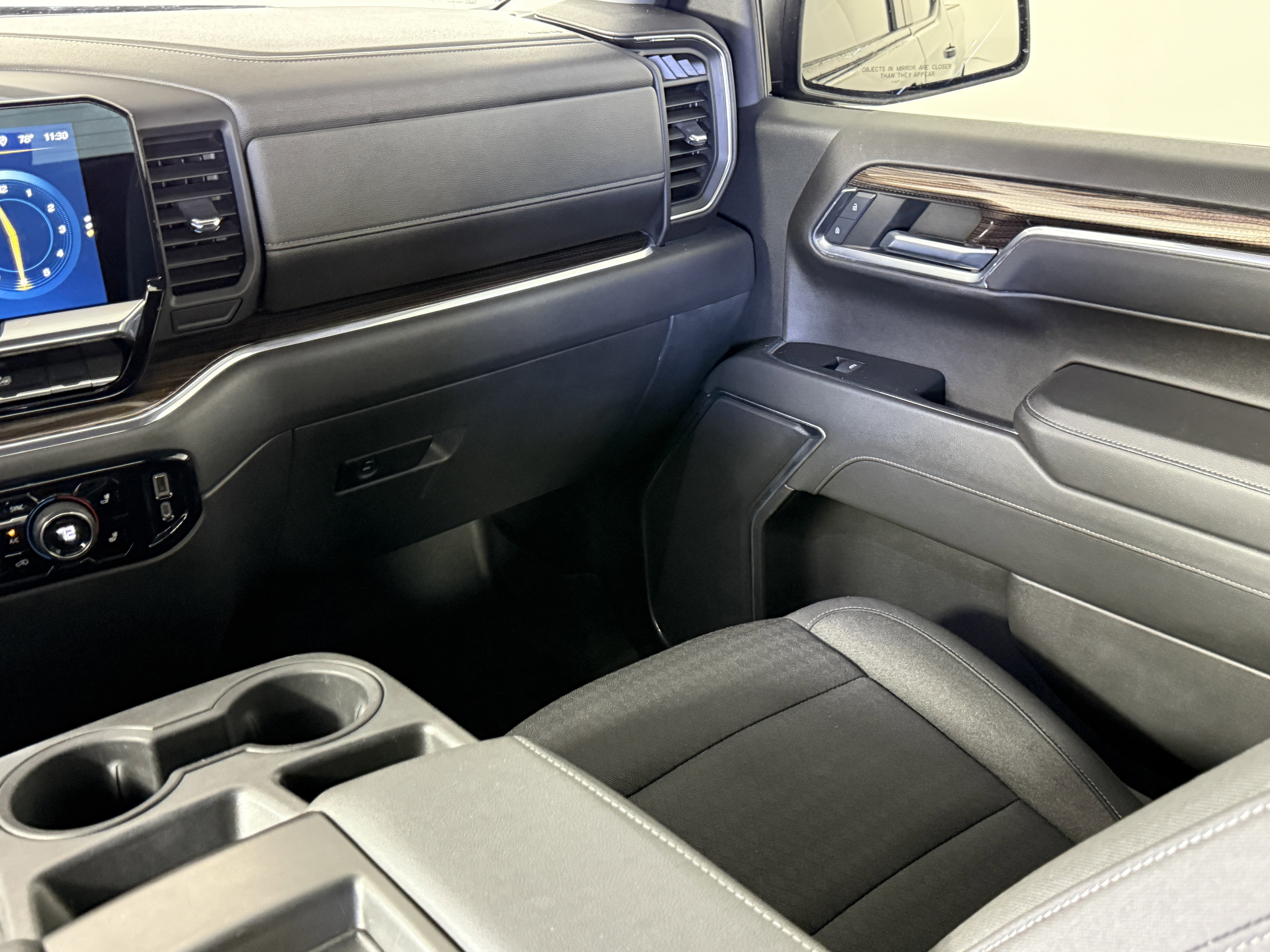 Used 2022 Chevrolet Silverado 1500 LT image 14