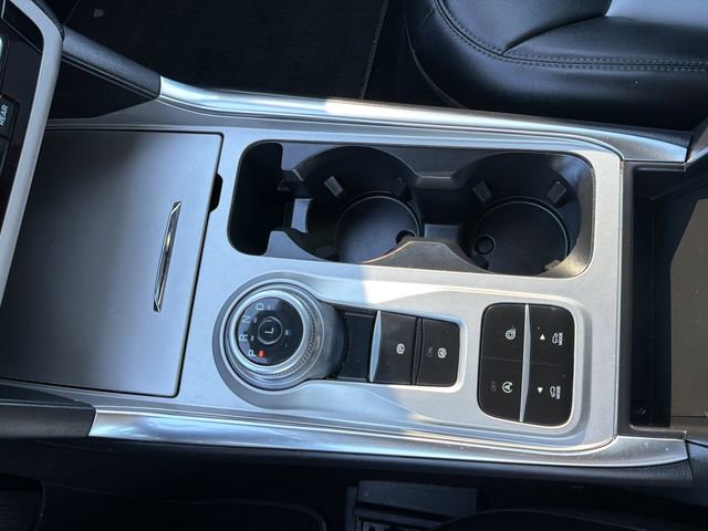 Certified 2024 Ford Explorer XLT w/ Equipment Group 202A image 27