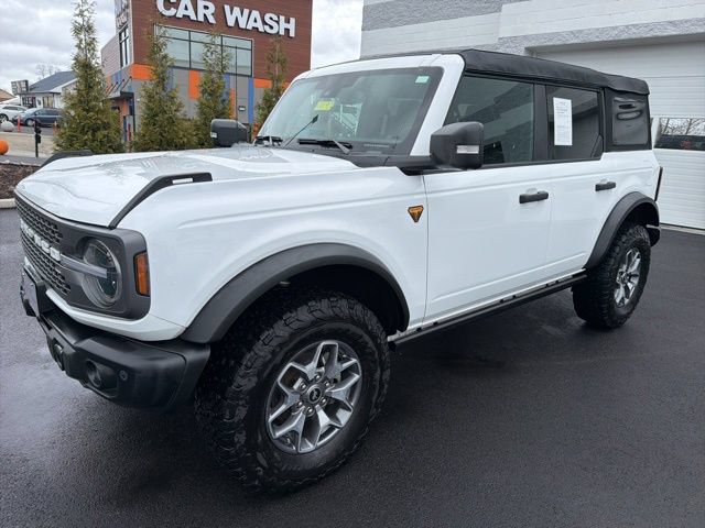 Certified 2025 Ford Bronco Badlands AWD/4WD image 2