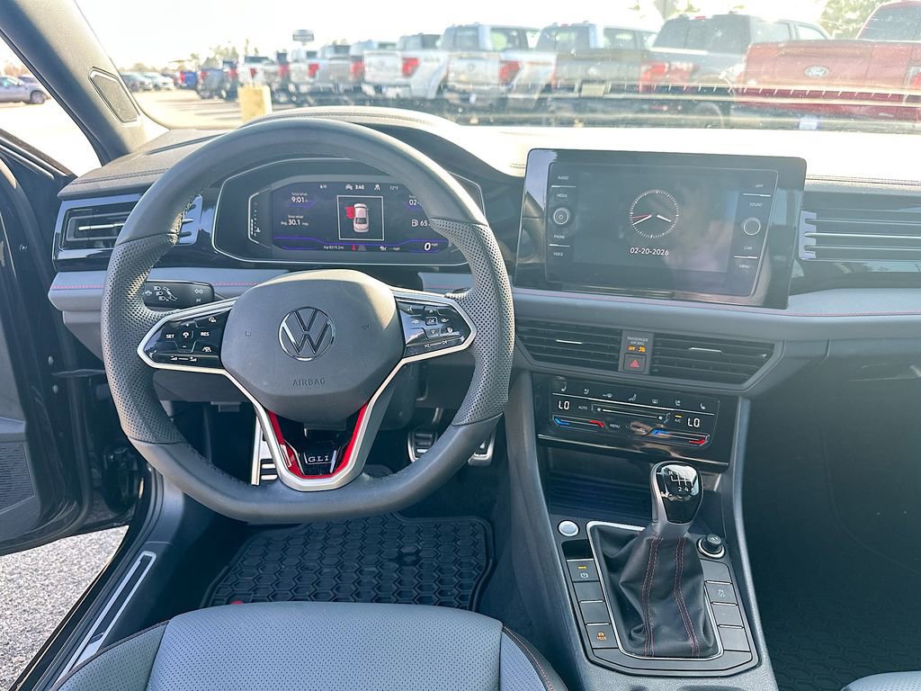 Used 2025 Volkswagen Jetta GLI Autobahn image 19
