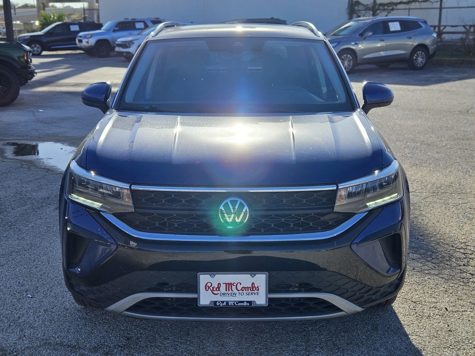 Used 2024 Volkswagen Taos SE image 8