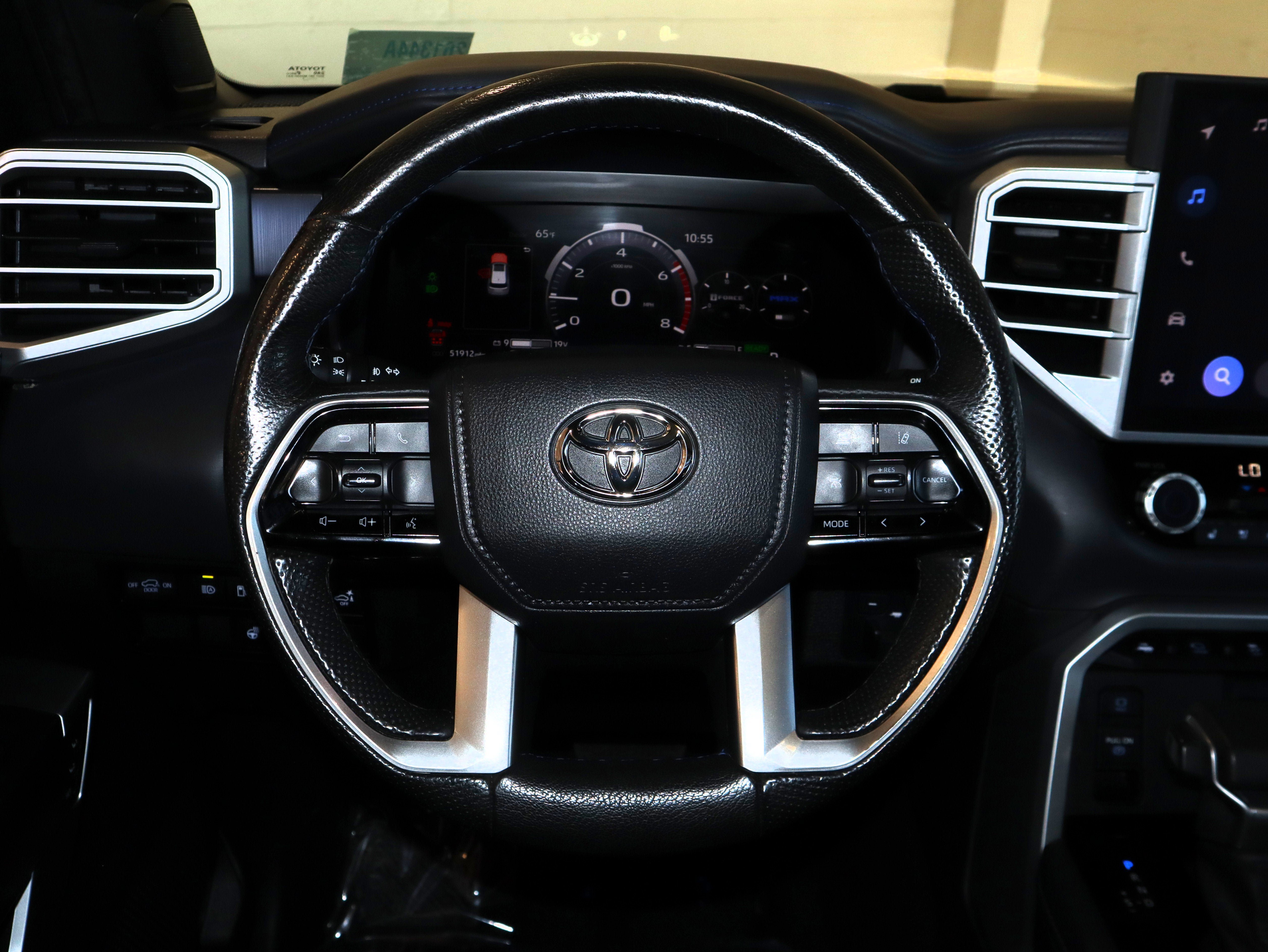 Used 2023 Toyota Sequoia Platinum AWD/4WD image 24
