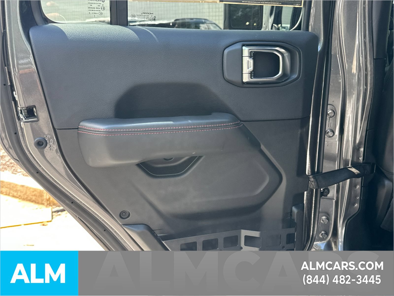 Used 2025 Jeep Gladiator Rubicon AWD/4WD image 24