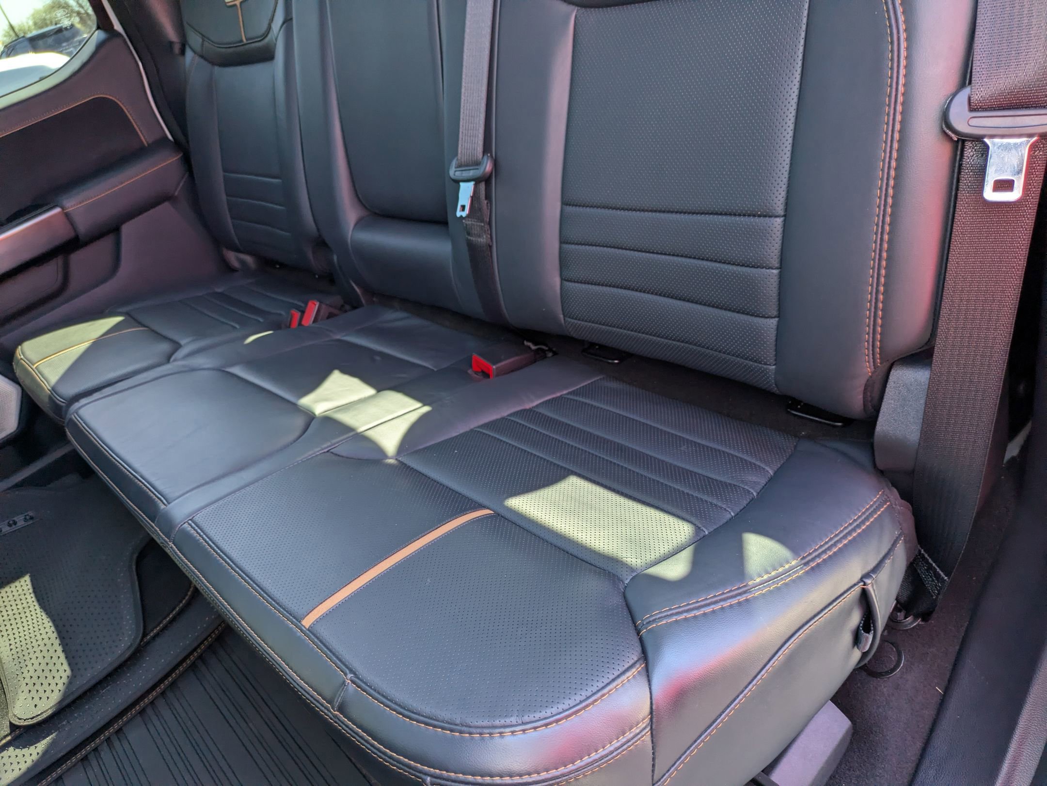 Certified 2023 Ford F150 Platinum w/ Equipment Group 701A High image 33