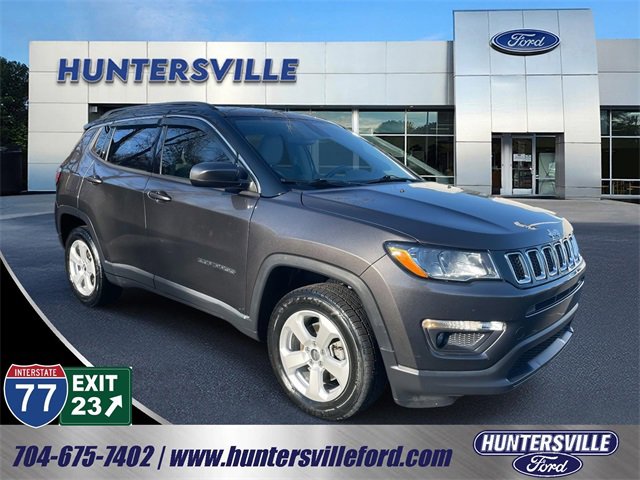 Used 2019 Jeep Compass Latitude image 1
