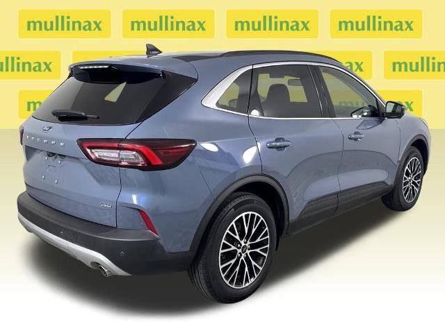 Certified 2025 Ford Escape SE w/ PHEV Premium Package image 4
