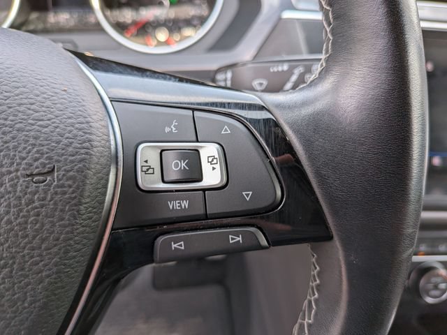 Used 2020 Volkswagen Tiguan SE R-Line AWD/4WD image 11