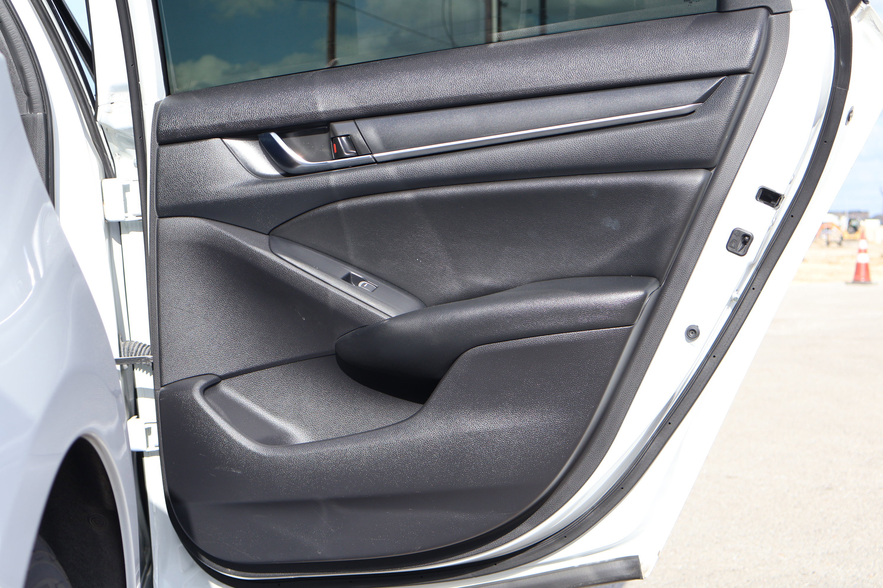 Used 2020 Honda Accord Sport image 30