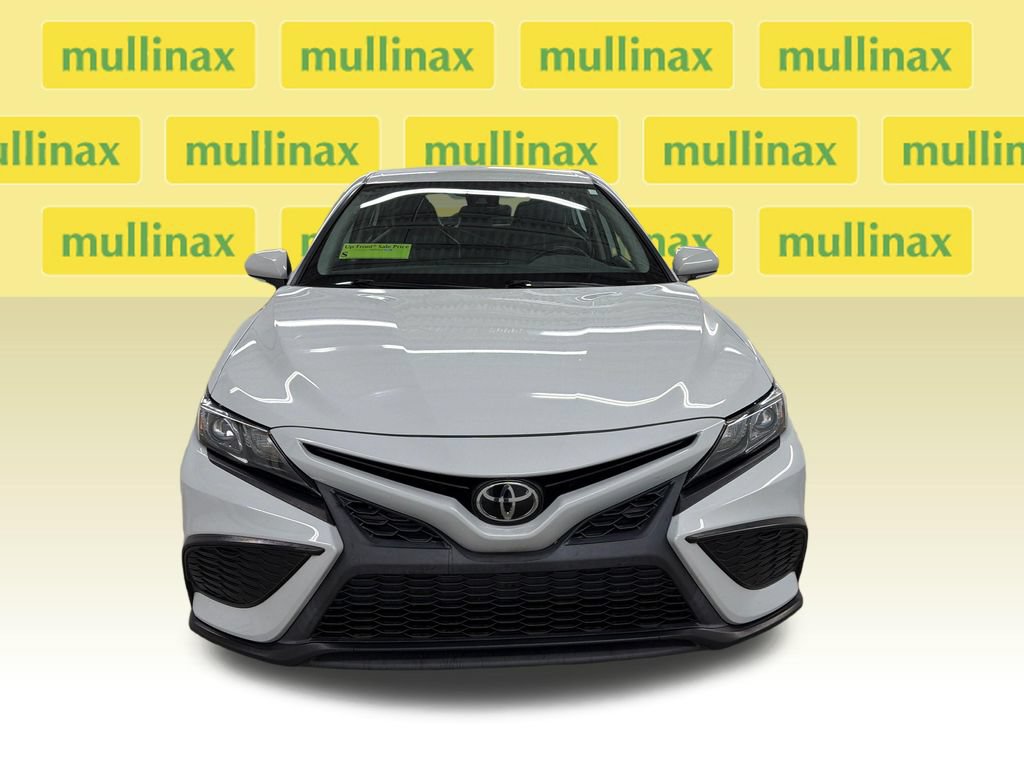 Used 2024 Toyota Camry SE FWD image 15