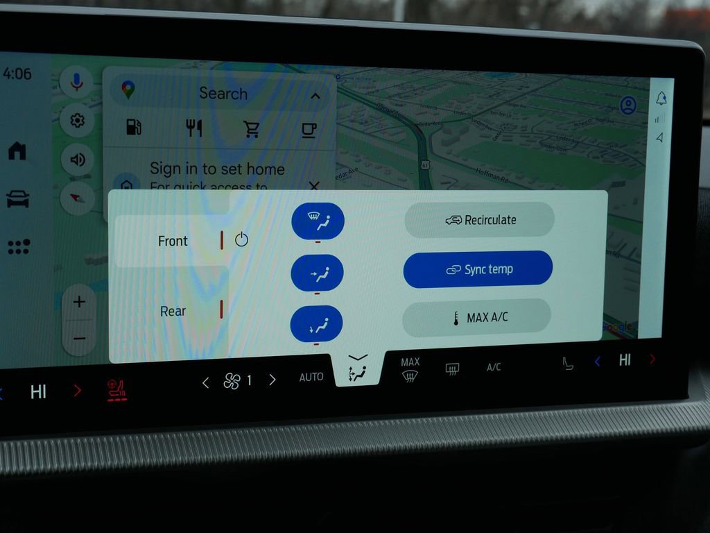 Certified 2025 Ford Explorer Platinum w/ Ultimate Package image 23