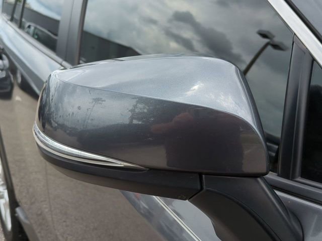 Used 2021 Toyota RAV4 XLE FWD image 12