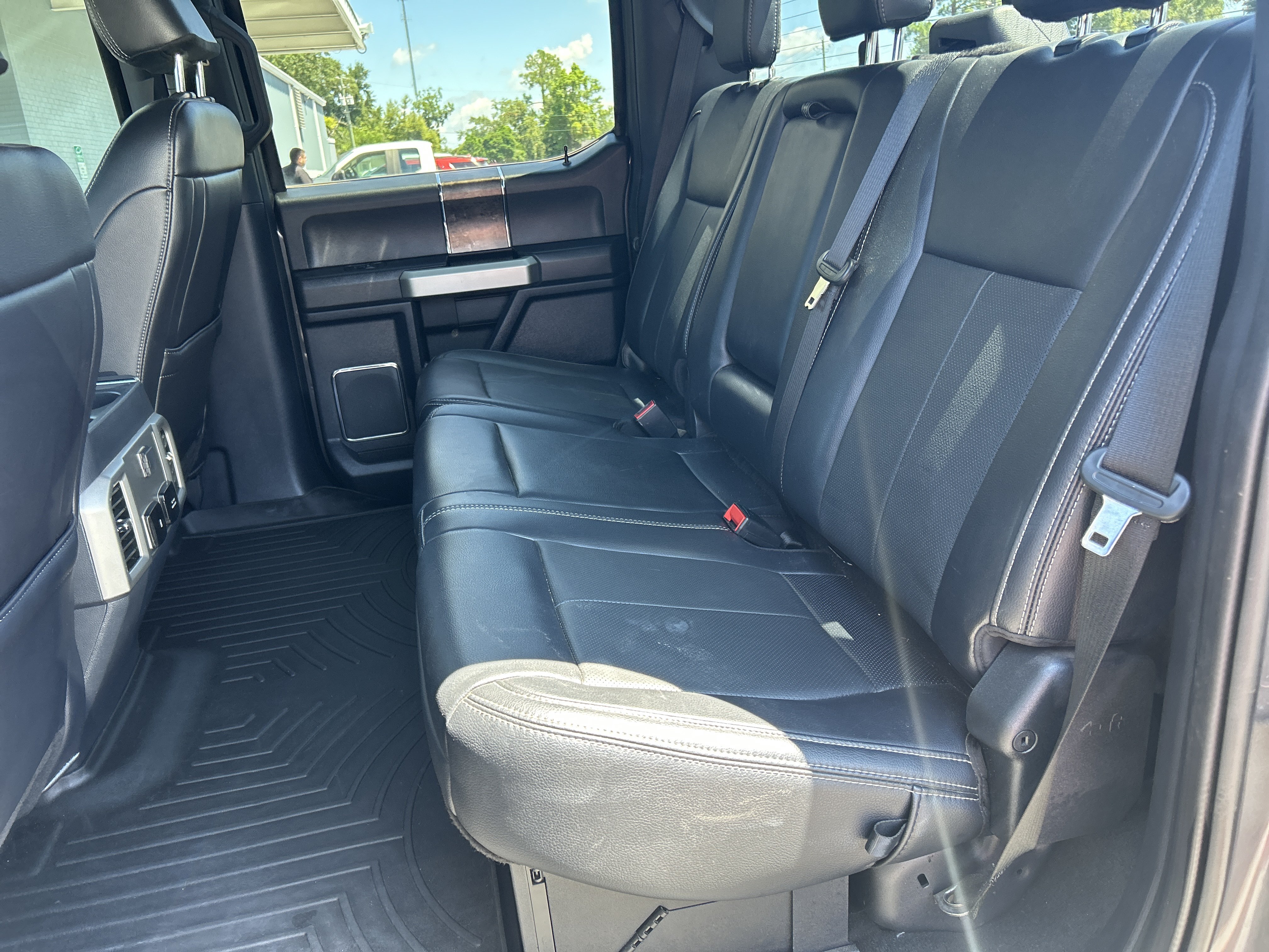 Certified 2022 Ford F350 Lariat w/ Lariat Ultimate Package AWD/4WD image 15