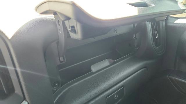 Used 2025 Chevrolet Silverado 1500 Custom image 17