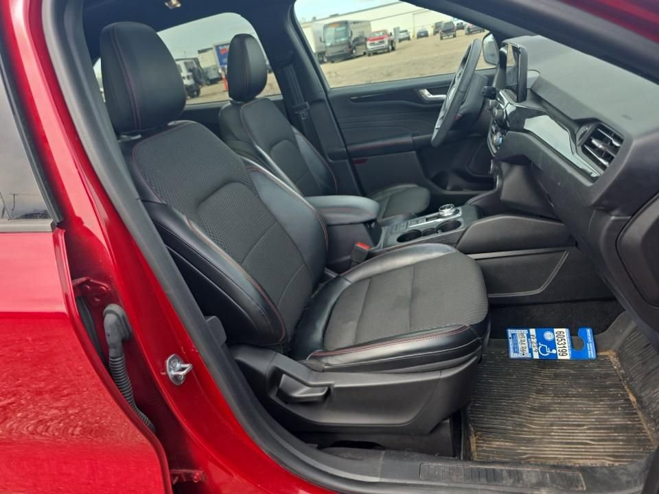 Certified 2023 Ford Escape ST-Line AWD/4WD image 14