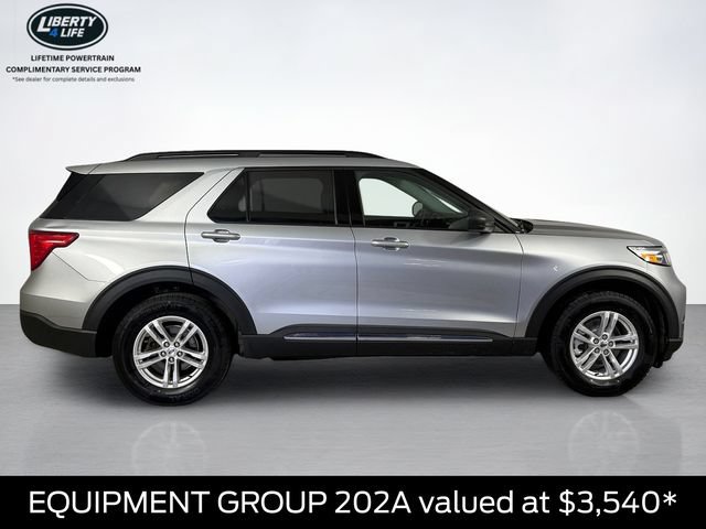 Certified 2023 Ford Explorer XLT w/ Equipment Group 202A AWD/4WD image 2